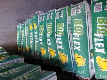 20 sac NEUF colle carrelage bioflex c2te beschikbaar voor biedingen