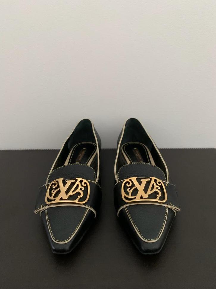 LOUIS VUITTON schoenen (37/Gemaakt in Frankrijk), Kleding | Dames, Schoenen, Zo goed als nieuw, Zwart, Ophalen of Verzenden