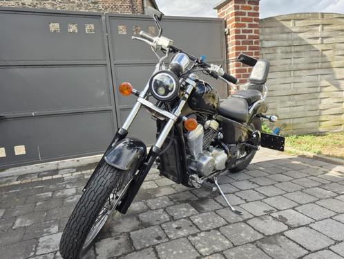Honda shadow 600, Motoren, Motoren | Honda, Particulier, Chopper, 12 t/m 35 kW, 2 cilinders, Minimaal motorrijbewijs A2, LED Verlichting