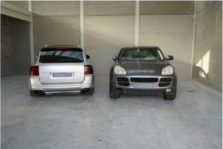 Porsche Cayenne Lichte Vracht Donker Grijs motorinhoud 3.2, Auto's, Porsche, Bedrijf, Cayenne, 4x4, ABS, Alarm, Boordcomputer