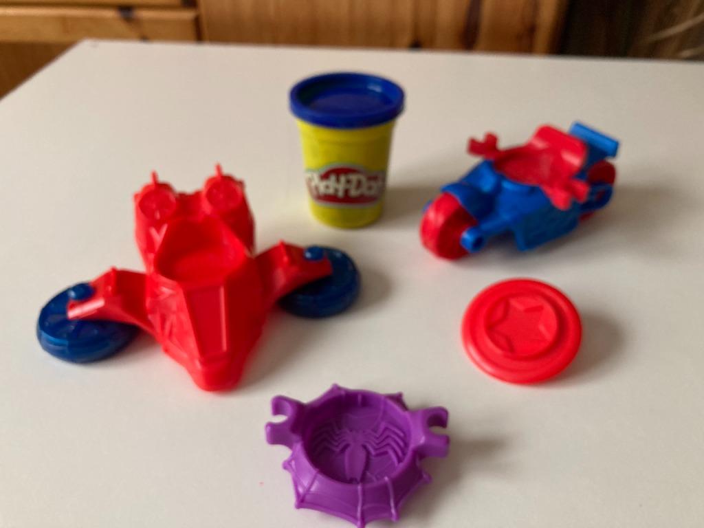 Play-Doh "Spiderman" + 1 pot, Enlèvement