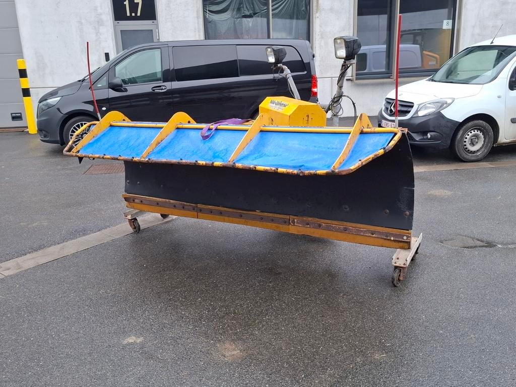 Sneeuwploeg, Particulier, Te koop