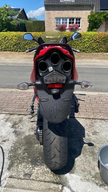 Triumph sprint 1050 van 2008 te koop beschikbaar voor biedingen