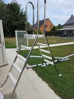 Echelles piscine hors sol, Enlèvement, Comme neuf