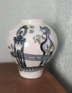 Vintage Viano do Castello vaas blauw witte vaas  h: 24 b: 20, Ophalen
