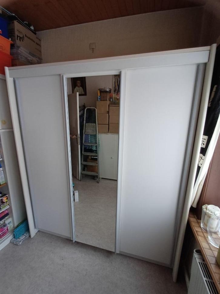kleerkast wit met 3 schuifdeuren 1 m 80 lengte op 2 m hoogte, Huis en Inrichting, Kasten | Kleerkasten, Gebruikt, 200 cm of meer