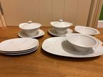 Servies met streepjes, Huis en Inrichting, Keuken | Servies, Ophalen of Verzenden, Gebruikt, Bord(en)