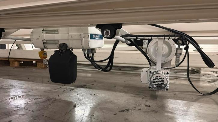 Demag bovenloopkraan/takel, Doe-het-zelf en Bouw, Lieren en Takels, Zo goed als nieuw, Elektrisch, Ophalen