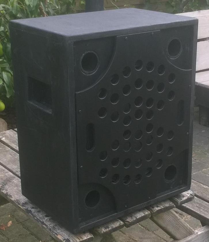 Luidsprekers 2x15 inch bas en 2x12 inch top, Audio, Tv en Foto, Luidsprekerboxen, Refurbished, Overige typen, 120 watt of meer