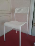 Witte IKEA stoel (model ADDE) – geschikt voor douche, Huis en Inrichting, Stoelen, Ophalen, Zo goed als nieuw, Kunststof