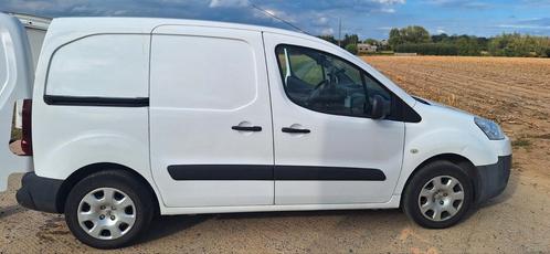 Peugeot Partner 1.6 HDI CLIM LED-VERLICHTING CAMERAREGELAAR, Auto's, Bestelwagens en Lichte vracht, Particulier, ABS, Achteruitrijcamera