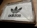 Adidas lichtreclame lichtbak, Verzamelen, Merken en Reclamevoorwerpen, Ophalen of Verzenden, Zo goed als nieuw