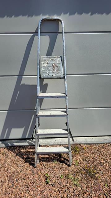 trapladder beschikbaar voor biedingen