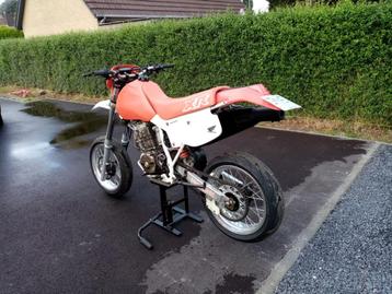 A vendre XR600 beschikbaar voor biedingen