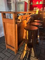 Bar of toog met kast en barkrukken, Maison & Meubles, Comme neuf, Enlèvement, Y compris les chaises de bar