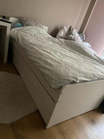 Lit Malm Ikea - 90/200 (1 pers), 90 cm, Une personne, Enlèvement, Utilisé
