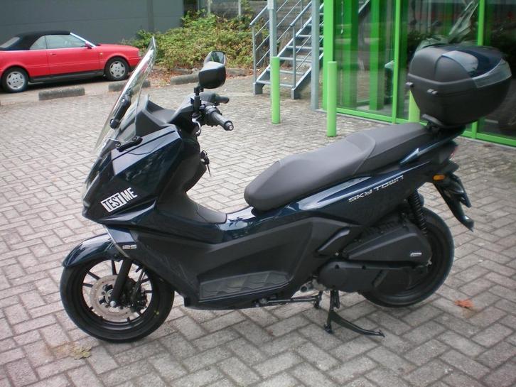 Kymco  Skytown 125, Motoren, Motoren | Overige merken, Bedrijf, Scooter, 11 kW of minder, 1 cilinder, Ophalen
