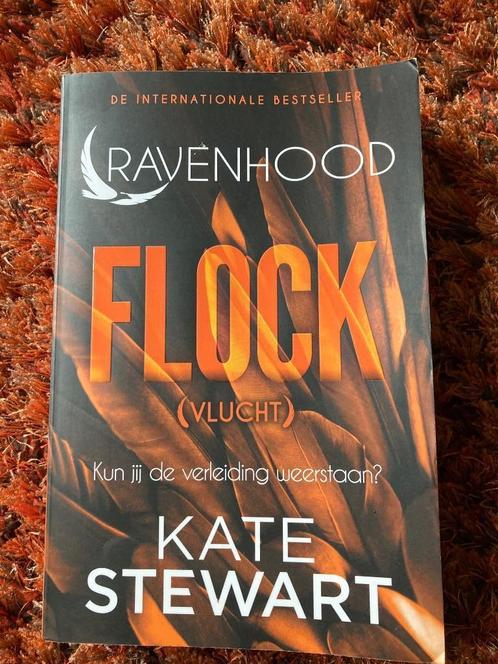 Boek 'Ravenhood 1 - Flock (vlucht), Boeken, Romans, Nieuw, Ophalen of Verzenden