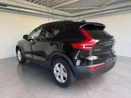Volvo XC40 XC40 T2 Momentum Core - automaat - trekhaak, Auto's, Stof, Gebruikt, 2080 kg, Zwart