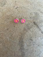 Boucle d'oreille fleur rose, Handtassen en Accessoires, Oorbellen, Ophalen, Overige materialen, Zo goed als nieuw, Roze