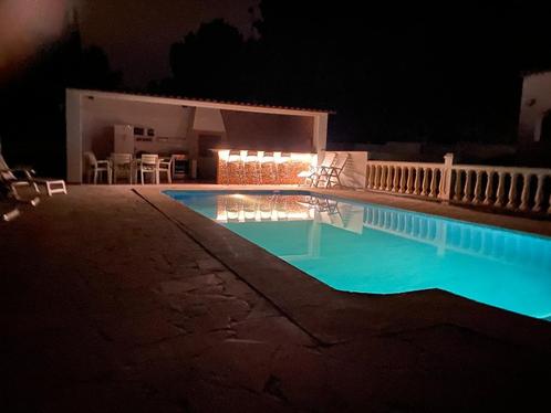 Villa à louer avec piscine sans vis-à-vis en espagne, Vacances, Maisons de vacances | Espagne, Costa Dorada, Maison de campagne ou Villa