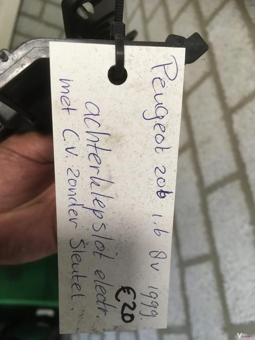 Peugeot 206 achterklepslot met cv zonder sleutel'99, Auto-onderdelen, Carrosserie, Gebruikt, Ophalen of Verzenden