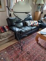 Gesmede Staander met vaas, Ophalen