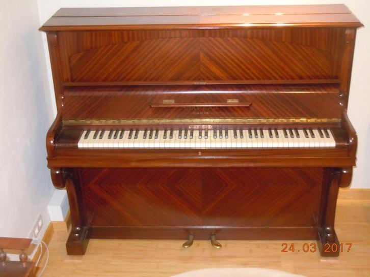 Gaveau piano, Muziek en Instrumenten, Piano's, Gebruikt, Piano, Bruin, Hoogglans, Ophalen