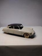 citroën DS 19 - dinky toys 24C - made in France - Meccano, Ophalen of Verzenden, Dinky Toys