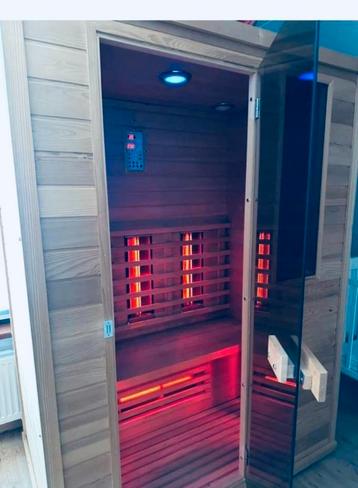 In topstaat medic infraroodsauna 3pers beschikbaar voor biedingen