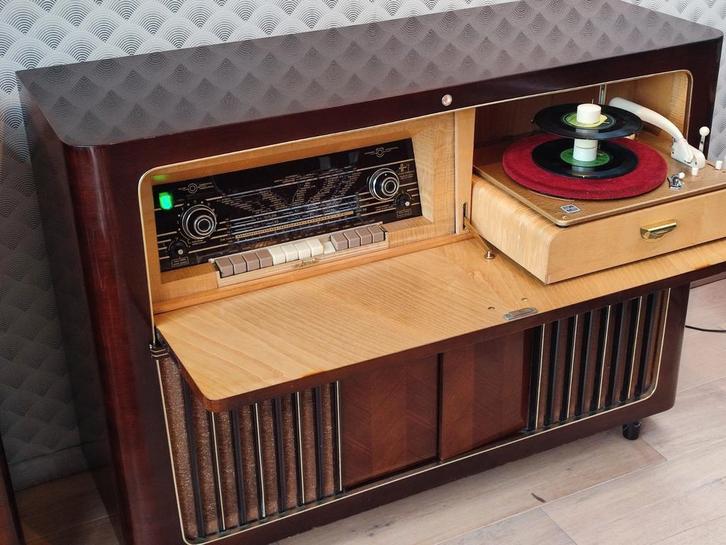 TOP radiomeubel van Philips uit 1956, compleet gerestaureerd, Antiek en Kunst, Antiek | Tv's en Audio, Ophalen