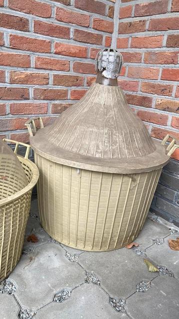 Gistflessen beschikbaar voor biedingen