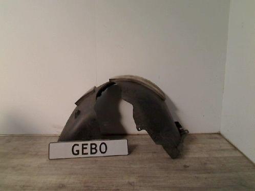 BINNENSPATSCHERM RECHTS VOOR Golf VII (AUA) (5G0805978), Auto-onderdelen, Carrosserie, Spatbord, Volkswagen, Voor, Rechts, Gebruikt