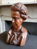 Buste en bois, Ophalen