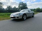 Mazda MX5 1.6 "gekeurd en klaar om in te schrijven", Auto's, Achterwielaandrijving, 4 cilinders, Cabriolet, Lederen bekleding