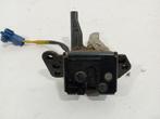 SLOTVANGER ACHTERKLEP ELEKTR. Toyota Yaris II (P9), Auto-onderdelen, Carrosserie, Gebruikt, Toyota, Achterklep