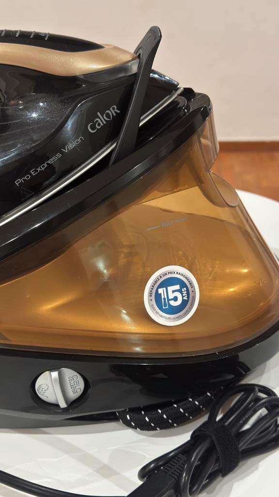 Centrale  VAPEUR CALOR GV9820CO, Electroménager, Fers à repasser & Planches à repasser, Comme neuf, Enlèvement