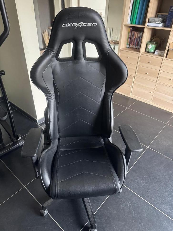 Gamingstoel, Huis en Inrichting, Bureaustoelen, Zo goed als nieuw, Bureaustoel, Zwart, Ergonomisch, Gaming bureaustoel, Ophalen