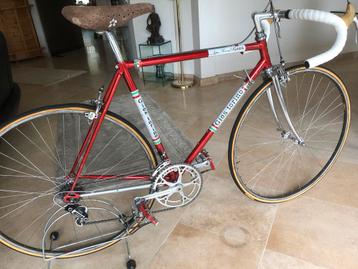 Gios torino rood retro koersfiets beschikbaar voor biedingen