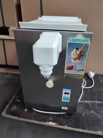 Machine à crème fraiche Carpigiani Jetwip / G disponible aux enchères