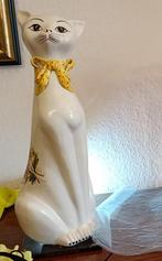 grand chat blanc Porcelaine peinte  ITALY 37cm aristochat?, Ophalen