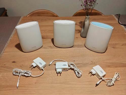 Netgear Orbi RBK50 + 2 satellites – WiFi Mesh haut débit, Informatique & Logiciels, Amplificateurs wifi, Comme neuf, Enlèvement