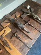 Lot kruisbeelden, Ophalen