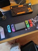Nintendo Switch | 4 controllers | Carrying case, Games en Spelcomputers, Spelcomputers | Nintendo Switch, Met games, Zo goed als nieuw