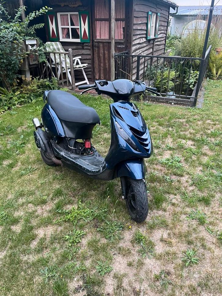 Piaggio zip 70cc 2t (ruil mogelijk B klasse), Fietsen en Brommers, Scooters | Piaggio, Zo goed als nieuw, Zip, Ophalen