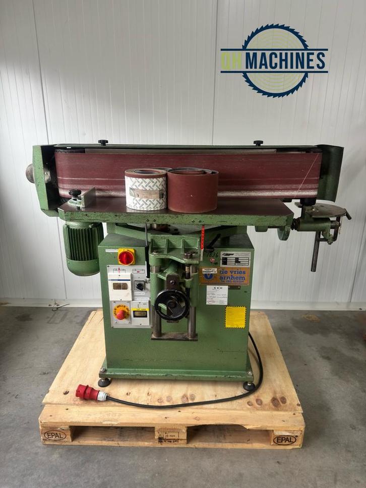 Ponceuse à bande oscillante Volpato, Bricolage & Construction, Outillage | Ponceuses, Utilisé, Ponceuse à bande, Enlèvement ou Envoi