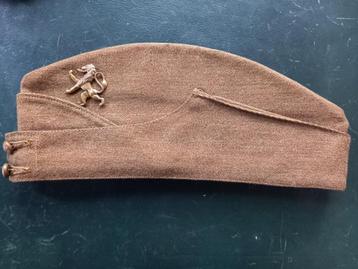 Wo2 originele Britse side cap met Belgisch leeuwtje beschikbaar voor biedingen