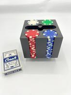 Poker set met speelkaarten en 100 pokerchips, Hobby en Vrije tijd, Gezelschapsspellen | Kaartspellen, Nieuw, Ophalen of Verzenden