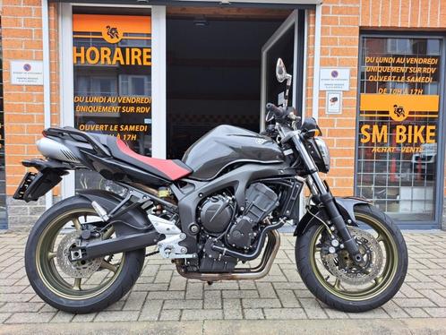 YAMAHA FZ6 D'OCTOBRE 2009 AVEC 25 700 KMS ! TRES BEL ETAT !, Motos, Motos | Yamaha, Entreprise, Naked bike, plus de 35 kW, 4 cylindres