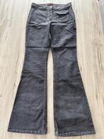 Velouren broek Rigs maat 31, Kleding | Dames, Broeken en Pantalons, Rigs, Ophalen of Verzenden, Zo goed als nieuw
